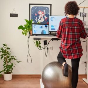 From Desk to Fit: Quick Exercises for the Office